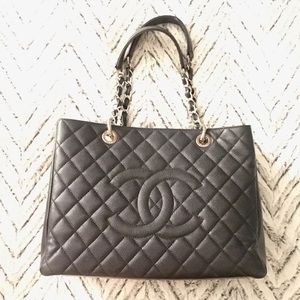 CHANEL Large Tote Bag
